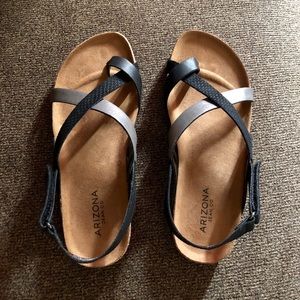 BRAND NEW Arizona Jean Co. Sandals